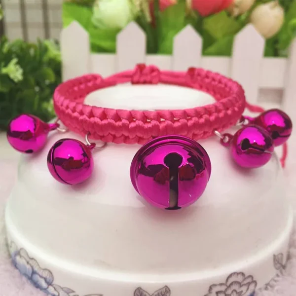 Breakaway cat collar with multiple bells for pet safety